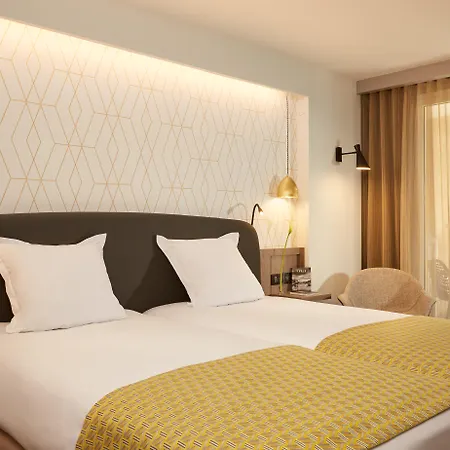 Hotel Auteuil Tour Eiffel Parigi