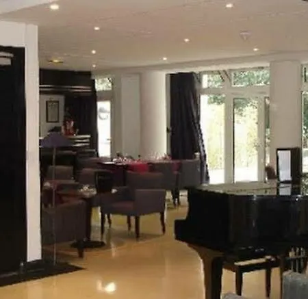 Auteuil Tour Eiffel 4* Parigi