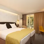 Auteuil Tour Eiffel Hotel