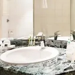 Hotel Auteuil Tour Eiffel 4*