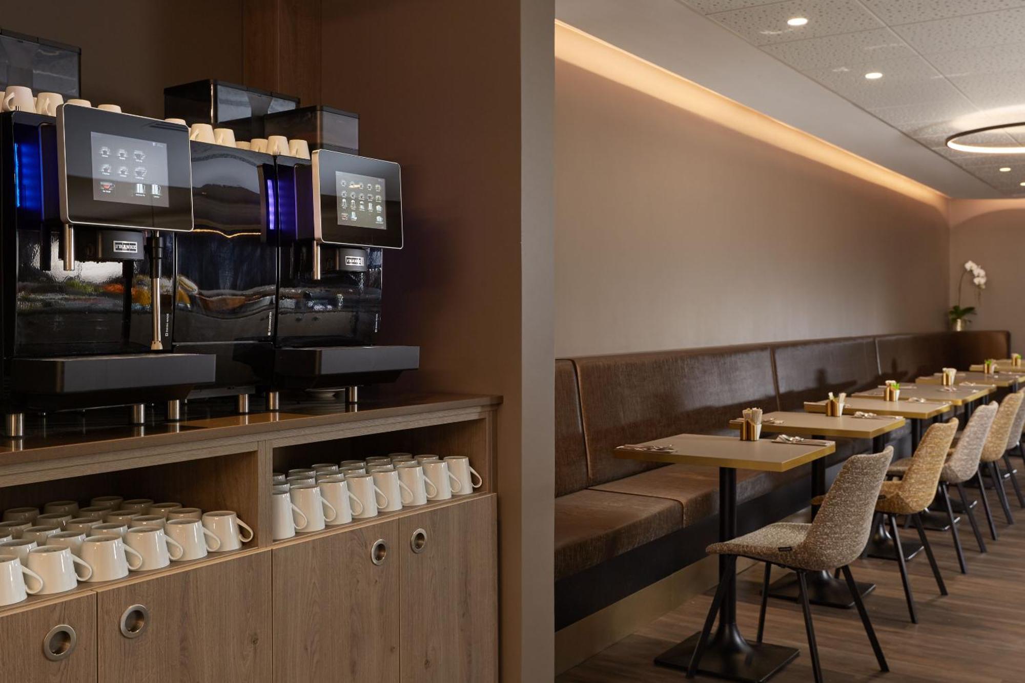 Auteuil Tour Eiffel Paris