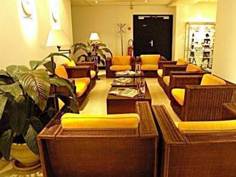 Auteuil Tour Eiffel Hotel