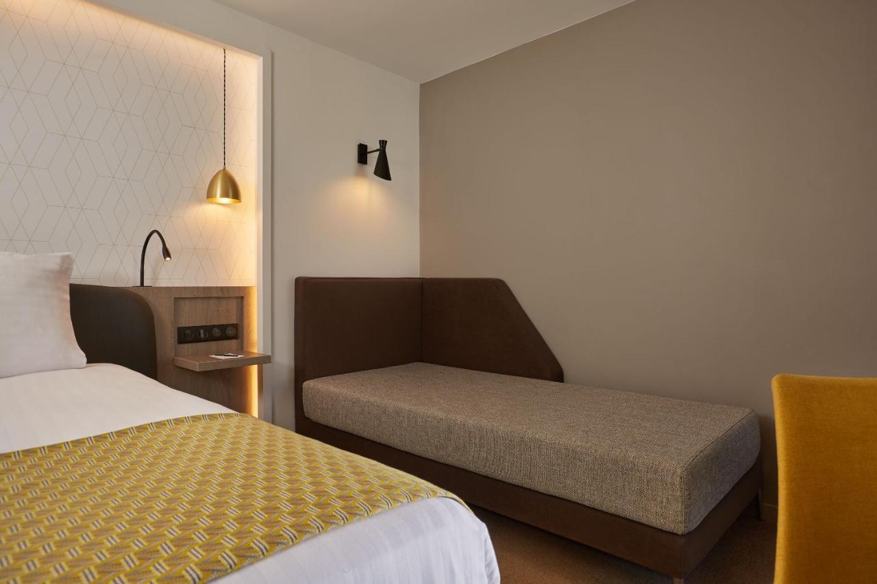 Auteuil Tour Eiffel Paris